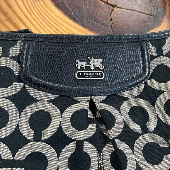 Coach crossbody  - Picture 2 of 6